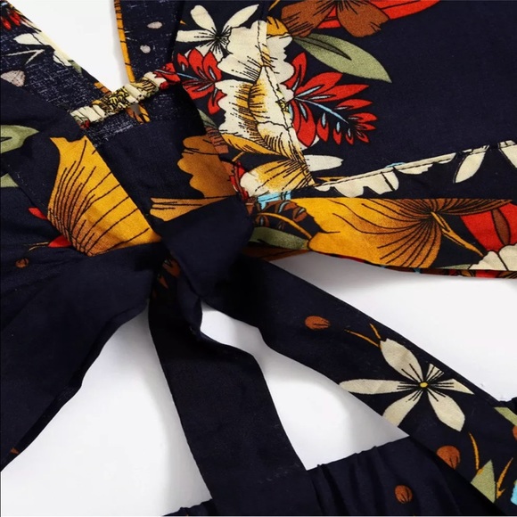 🔥BOGO SALE🔥 Two-Piece Black Floral Romper - Picture 4 of 9